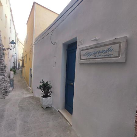 Residenza Nel Borgo L'Appusentu Bed & Breakfast Castelsardo Exterior photo