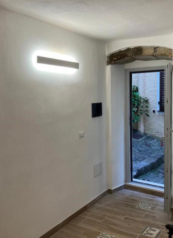 Residenza Nel Borgo L'Appusentu Bed & Breakfast Castelsardo Exterior photo